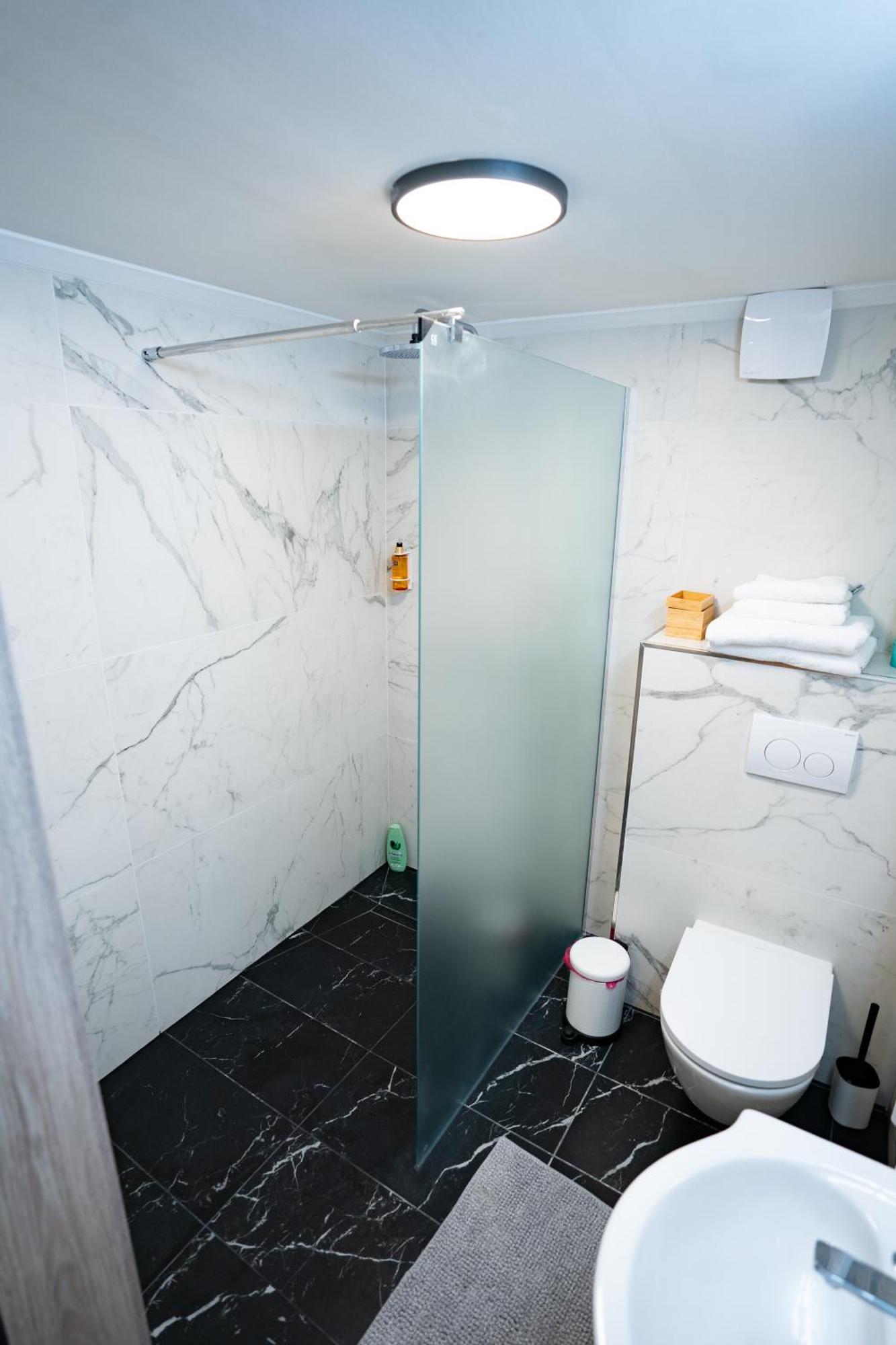 Downtown Double Room Deluxe With Joint Kitchen Budapesta Exterior foto