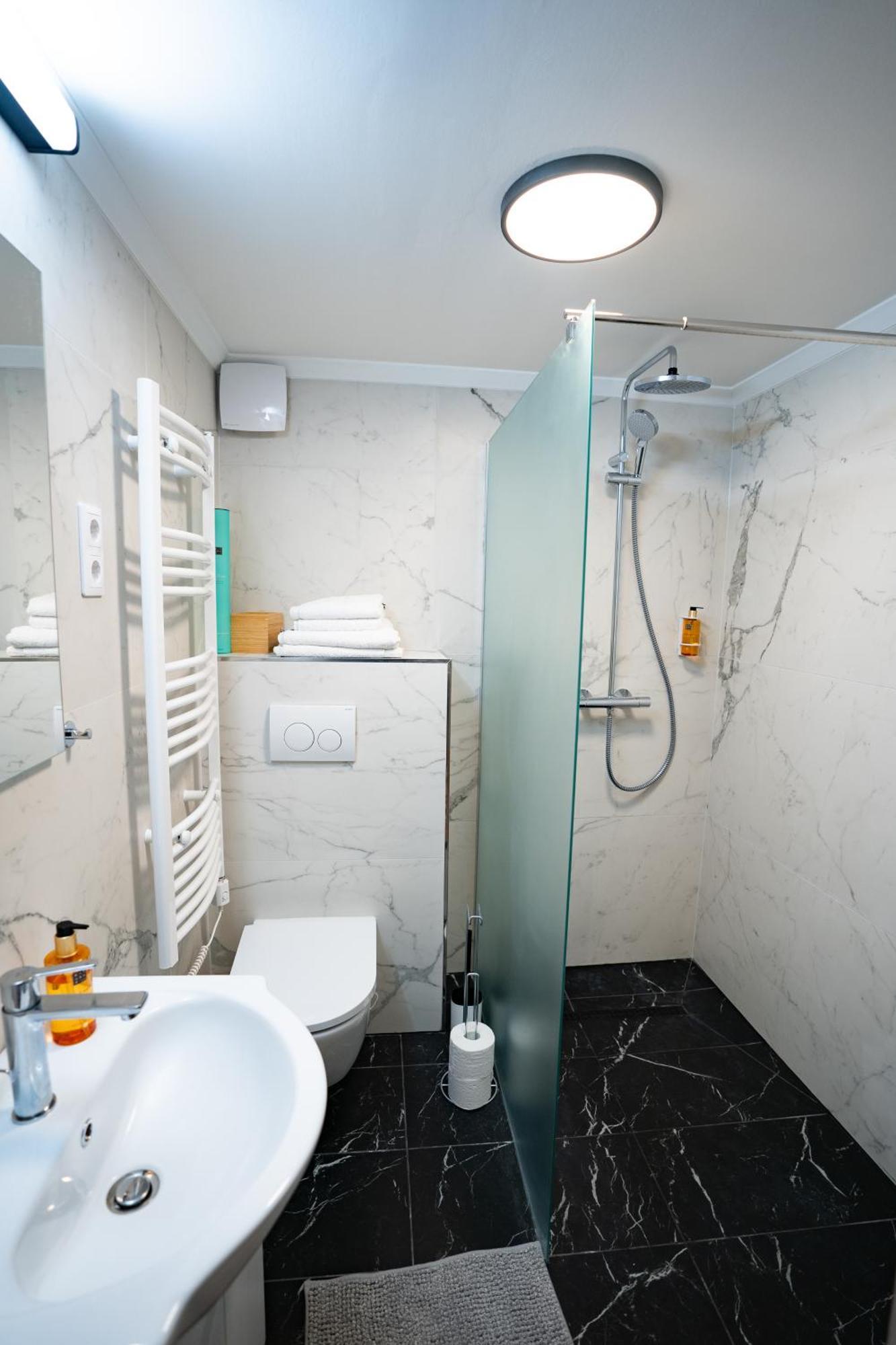 Downtown Double Room Deluxe With Joint Kitchen Budapesta Exterior foto